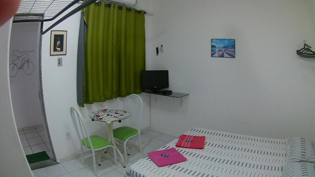 Seu Apto Na Praia Da Costa 6 Excelente Local Ar Cond Tv Microondas Internet Rapida Todo Seu Centro Appartement Vila Velha  Buitenkant foto